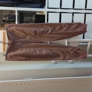 Lululemon dance studio jogger unlined - size 12